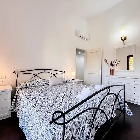 Levante House Apartament